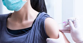 Vaccination contre les papillomavirus : jusqu’à quel âge la recommander ?