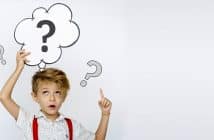 Un enfant se demande "pourquoi ?"